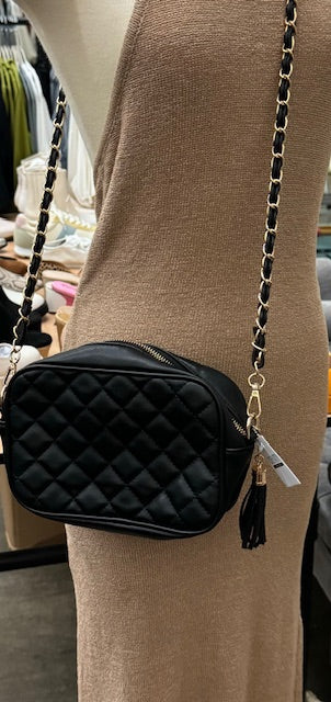 Sweetheart Deal Crossbody in Black