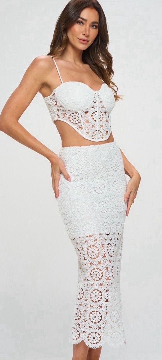 White Lotus Skirt- SMALL LEFT